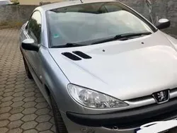 Gebraucht 2001 Peugeot 206 CC Cabrio | 850 € (Teuer)