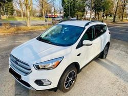 Weiß Gebraucht 2016 Ford Kuga Trend SUV | 11.200 € (Guter Preis)
