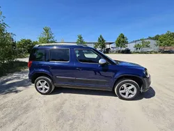 Blau Gebraucht 2014 Skoda Yeti Outdoor Adventure SUV | 7.777 €