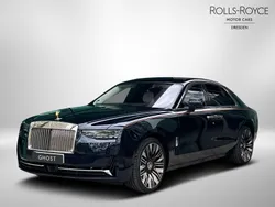 Navy blue Neu 2025 Rolls Royce Ghost Limousine | 445.398 €