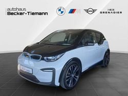 Capparisweiß mit akzent bmw i Gebraucht 2022 BMW i3 Sport Line Kleinwagen | 20.810 € (Fairer Preis)