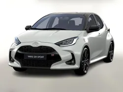 Dynamic grey metallic / dach sch Neu 2025 Toyota Yaris Hybrid Sport Kleinwagen | 29.436 € (Superpreis)