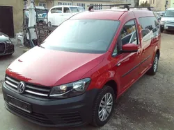 Rot Gebraucht 2019 VW Caddy Maxi Van / Kleinbus | 10.900 € (Fairer Preis)