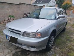 Silber Gebraucht 1998 Suzuki Baleno Kleinwagen | 850 €