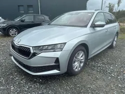 Brilliant silber metallic/silb Neu 2025 Skoda Octavia Selection Kombi | 31.990 € (Guter Preis)