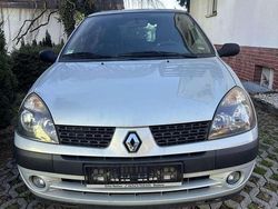 Grau Gebraucht 2003 Renault Clio II Authentique Limousine | 1.300 € (Fairer Preis)