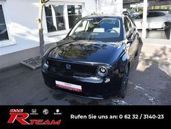 Chrystal black pearl Gebraucht 2021 Honda e Advance Kleinwagen | 18.495 € (Fairer Preis)