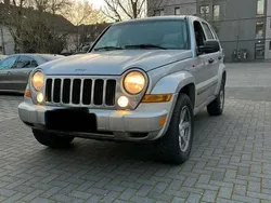 Silber Gebraucht 2005 Jeep Cherokee SUV | 3.200 € (Fairer Preis)