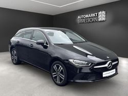 Schwarz Gebraucht 2021 Mercedes CLA250e Limousine | 24.590 €