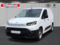 Weiß Gebraucht 2024 Toyota Proace City Van | 25.990 € (Teuer)
