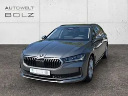 Grau Gebraucht 2024 Skoda Superb Selection Kombi | 31.490 € (Fairer Preis)