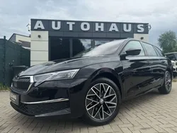 Schwarzmagic perleffekt Gebraucht 2024 Skoda Octavia RS Kombi | 31.200 € (Superpreis)