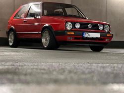 Rot Gebraucht 1985 VW Golf II Kleinwagen | 6.000 €