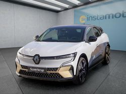 Grau Gebraucht 2024 Renault Mégane Limousine | 40.949 €