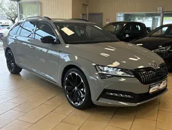 Grau steelgrau Gebraucht 2021 Skoda Superb SportLine Kombi | 23.340 € (Superpreis)