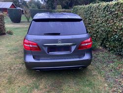 Grau Gebraucht 2012 Mercedes B200 Van / Kleinbus | 14.200 € (Fairer Preis)