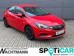 Rot Gebraucht 2016 Opel Astra Edition Limousine | 9.590 € (Fairer Preis)