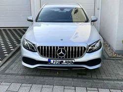 Grau Gebraucht 2017 Mercedes E200 Kombi | 18.500 € (Fairer Preis)