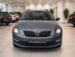 Grau Gebraucht 2017 Skoda Octavia Drive Kombi | 11.300 € (Fairer Preis)