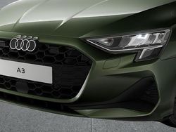 Grün Gebraucht 2024 Audi A3 Sportback Kleinwagen | 35.699 € (Etwas zu teuer)