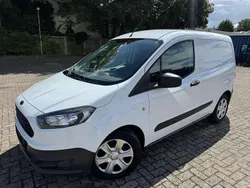 Frostweiß Gebraucht 2015 Ford Transit Van / Kleinbus | 9.999 € (Teuer)