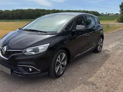 Schwarz Gebraucht 2017 Renault Scénic IV Van / Kleinbus | 12.490 € (Etwas zu teuer)