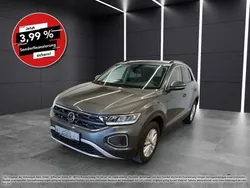 Indiumgrau Gebraucht 2024 VW T-Roc Life SUV | 22.440 € (Guter Preis)