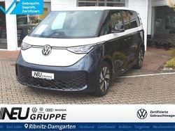 Candyweiß/ starlight blue met Gebraucht 2023 VW ID. Buzz Pro Van | 43.679 € (Superpreis)