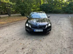 Schwarz Gebraucht 2017 Skoda Octavia RS Kombi | 17.600 € (Fairer Preis)
