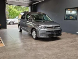 Grau Gebraucht 2022 VW Caddy Maxi Life Van / Kleinbus | 25.999 € (Guter Preis)