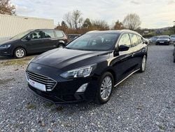 Schwarz Gebraucht 2020 Ford Focus Titanium Limousine | 12.999 € (Guter Preis)
