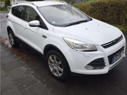 Weiß Gebraucht 2016 Ford Kuga Trend SUV | 6.500 € (Superpreis)