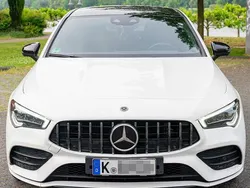 Weiß Gebraucht 2020 Mercedes CLA200 AMG line Limousine | 33.900 €