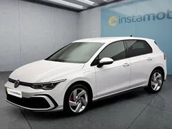 Weiß Gebraucht 2022 VW Golf VIII GTE Kleinwagen | 23.349 € (Guter Preis)