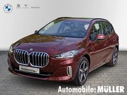 Rot Gebraucht 2024 BMW 223 Active Tourer Luxury Line Van / Kleinbus | 39.850 € (Guter Preis)