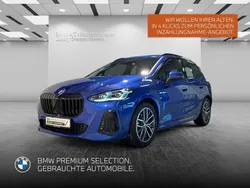 Blau Gebraucht 2024 BMW 220 Active Tourer Luxury Line Van / Kleinbus | 36.407 € (Teuer)