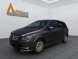 Grau Gebraucht 2015 Mercedes B200 Van / Kleinbus | 12.900 € (Superpreis)