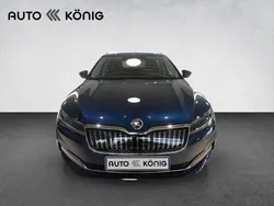 Lavablau metallic met. lavablau metallic met. Gebraucht 2023 Skoda Superb Business Line Kombi | 28.990 € (Superpreis)