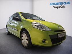 Grün Gebraucht 2010 Renault Clio III Expression Kleinwagen | 2.599 € (Fairer Preis)