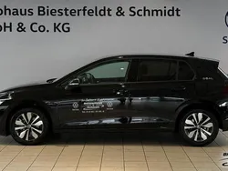 Schwarz Gebraucht 2025 VW Golf VIII Limousine | 32.990 € (Etwas zu teuer)