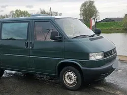 Grün Gebraucht 2000 VW T4 Van | 2.000 €