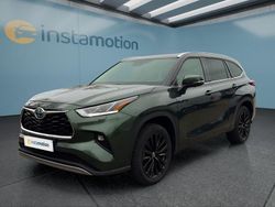 Grün Gebraucht 2024 Toyota Highlander Hybrid SUV | 64.549 € (Fairer Preis)
