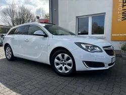 Schneeweiss/summitwhite/arctic Gebraucht 2015 Opel Insignia Innovation Kombi | 12.885 € (Etwas zu teuer)