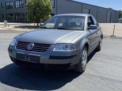 Gebraucht 2001 VW Passat Limousine | 1.600 € (Fairer Preis)