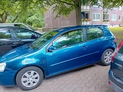 Blau Gebraucht 2004 VW Golf IV Trendline Limousine | 1.900 € (Fairer Preis)