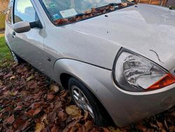 Gebraucht 2003 Ford Ka Kleinwagen | 390 € (Guter Preis)