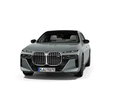 Gebraucht 2025 BMW M760e Comfort Edition Limousine | 118.900 € (Guter Preis)