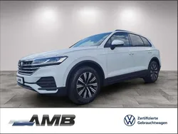 0q pure white Gebraucht 2024 VW Touareg Basis SUV | 59.870 € (Superpreis)