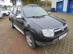Schwarz Gebraucht 2010 Dacia Duster Lauréate SUV | 4.980 € (Fairer Preis)