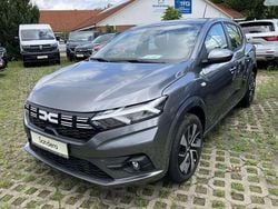 Grau Gebraucht 2025 Dacia Sandero Expression Kleinwagen | 15.999 € (Superpreis)